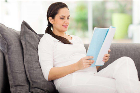 怀孕胎教可以看书吗