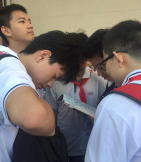 静安区市一中学中考考点现场3