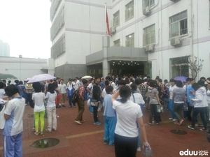2013年天津中考现场图集：天大附中