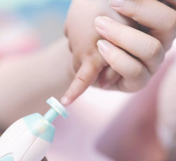 新生儿皮肤和指甲如何护理保养 护理新生儿皮肤指甲要注意什么