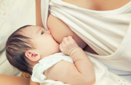 母乳喂养的正确姿势是什么 母乳喂养的正确姿势是什么