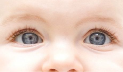 孩子戴角膜塑形镜多久换一次 角膜塑形镜孩子每天带多久