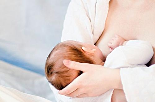 母乳喂养后乳房变形 母乳喂养乳房下垂的对策
